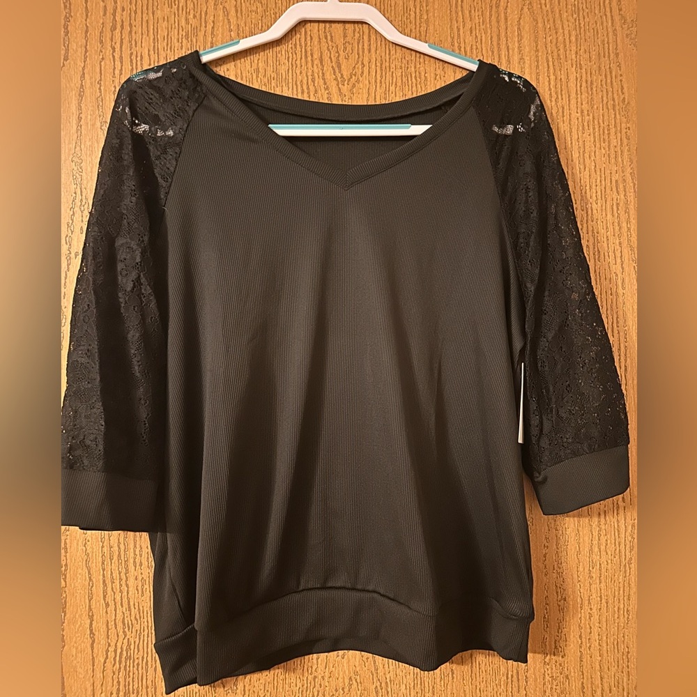 Black Lace Sleeve Women's Top- NWOT- XL